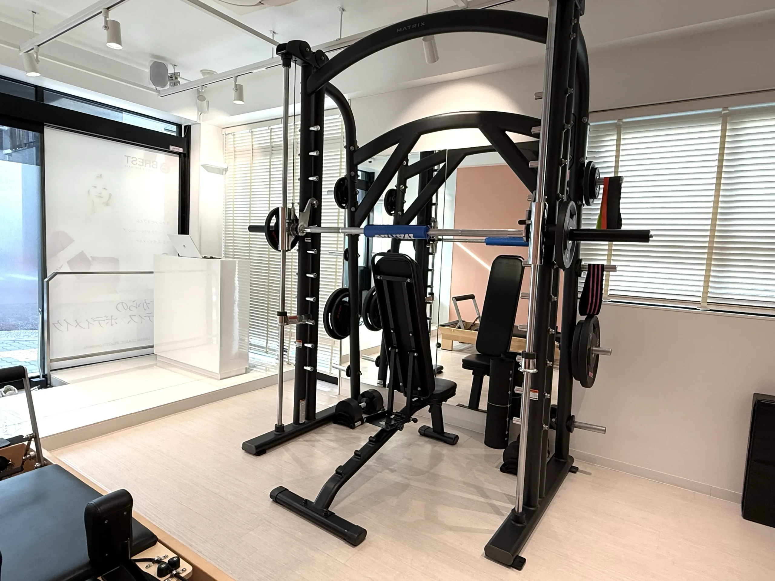 BREST PILATES&BODYMAKE 本郷三丁目店のスタジオ内の画像