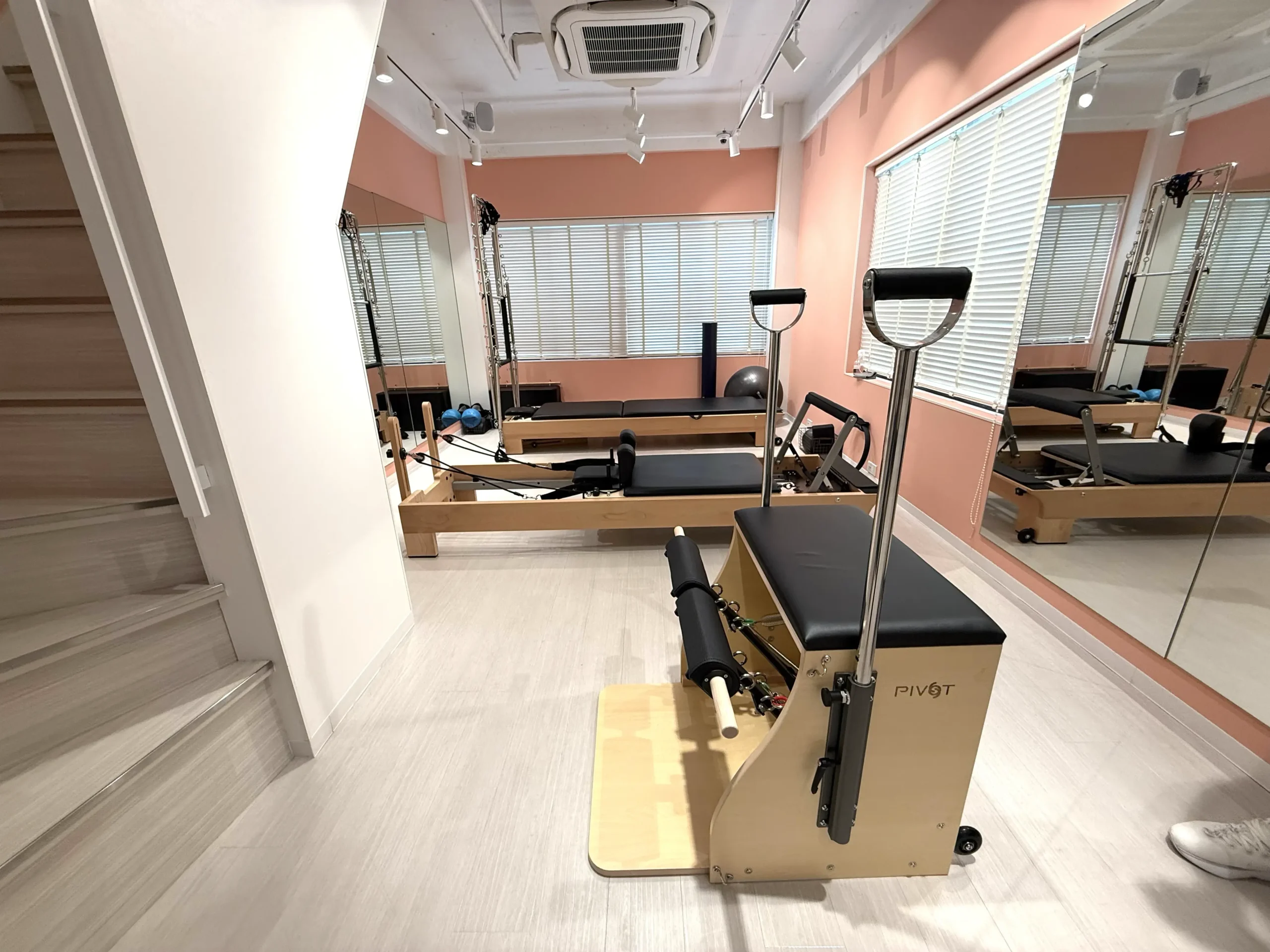 BREST PILATES&BODYMAKE 本郷三丁目店のスタジオ内の画像