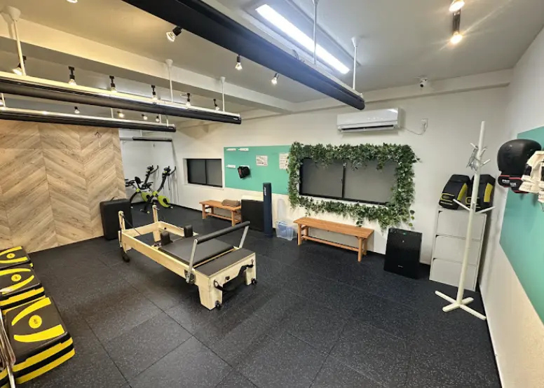 ASFIT竹ノ塚店のスタジオ内の様子