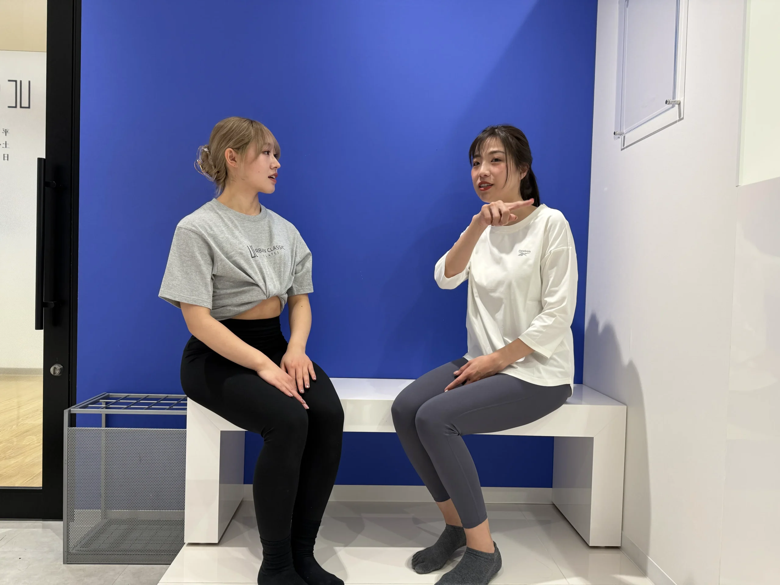 アーバンクラシックピラティス錦糸町店のトレーナーさんに直接インタビューした時の写真