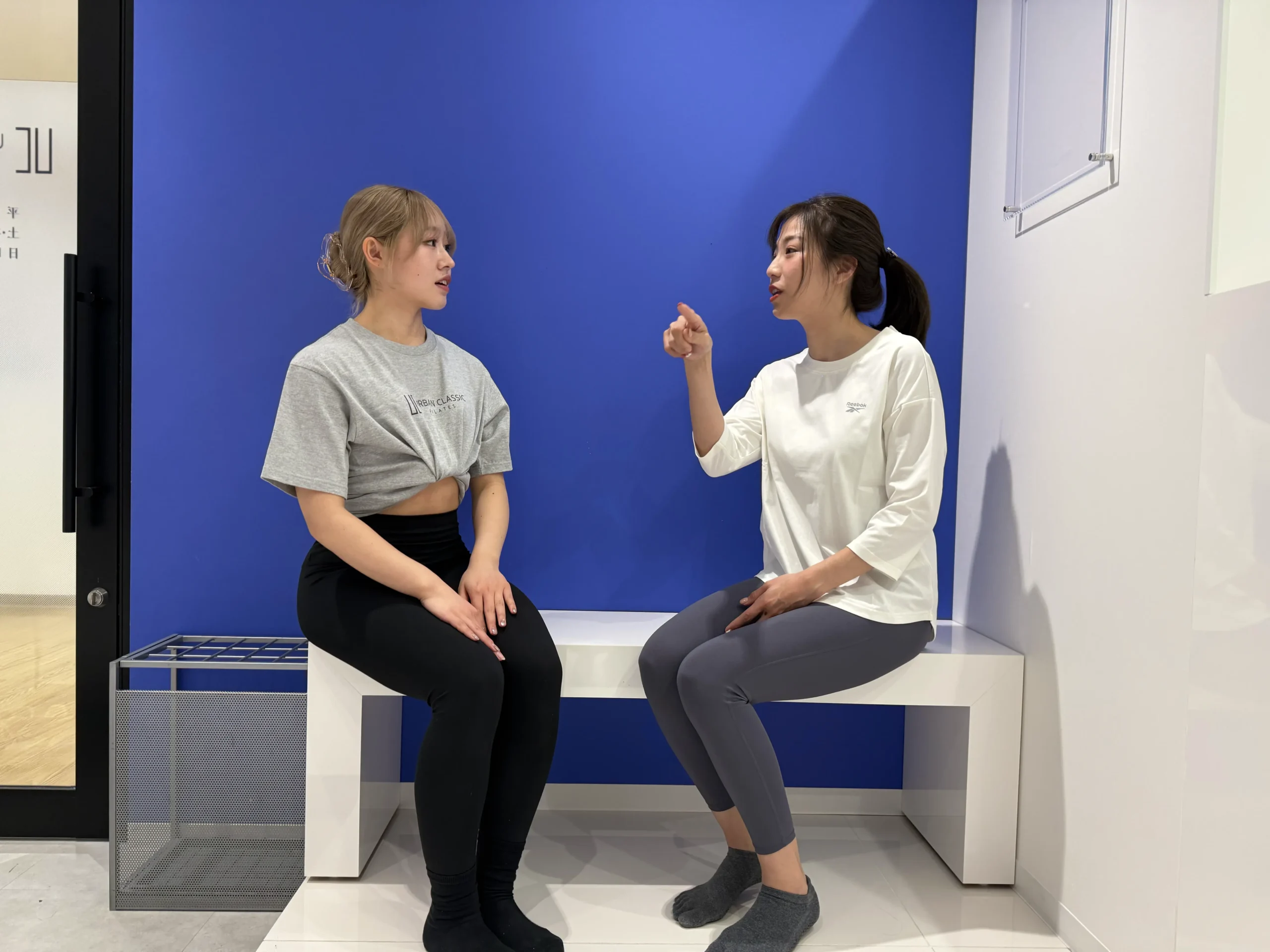アーバンクラシックピラティス錦糸町店のトレーナーさんに直接インタビューした時の写真