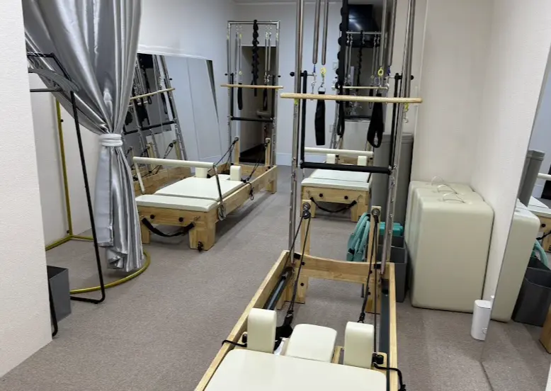 Pilates Mee 綾瀬店のスタジオ内