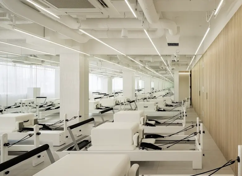 theSILK新宿店のスタジオ内